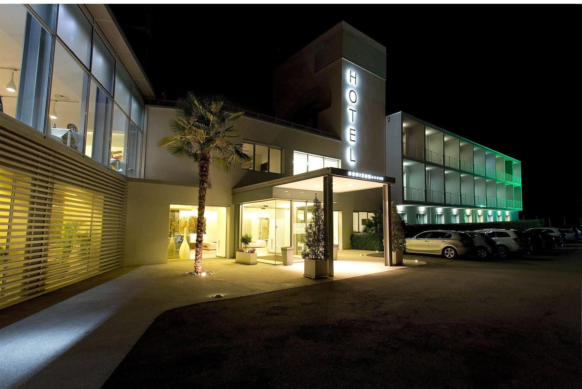 Hotel Horizon 몬테그라나로 외부 사진